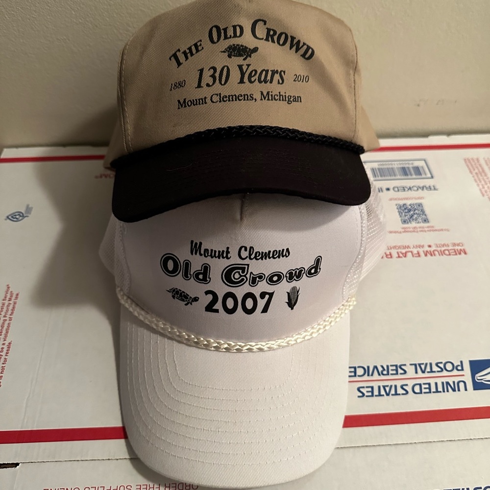 The Old Crowd Caps Mt Clemens, Michigan vintage